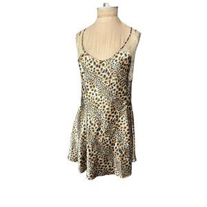 Victoria’s Secret lingerie Cheetah Animal Print Sexy Slip Nightgown Size Large